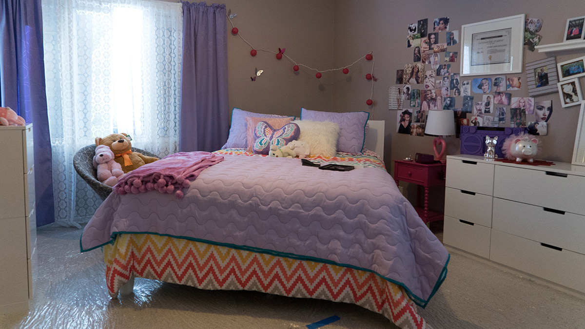 Wilson: Set Decorator